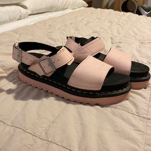 Women’s Dr. martens, pink sandals, size 7